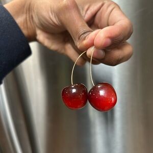 1 Pair Cute Sweet Red Glossy Cherry Pendant Earrings - Golden-Tone Dangle